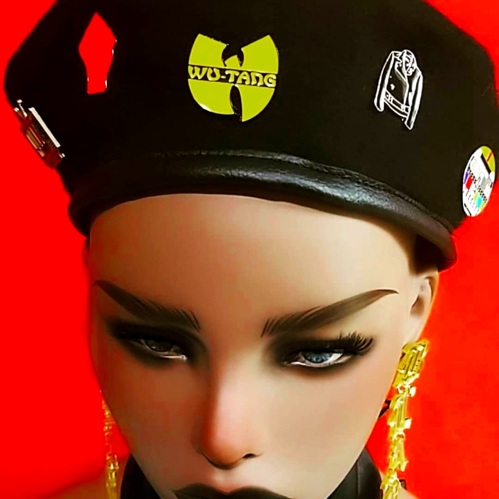 IT'S A VIBE BERET